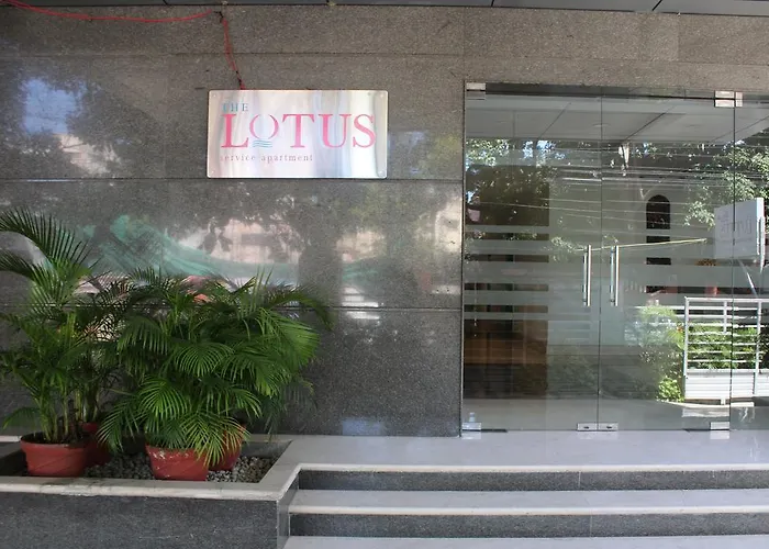 The Lotus Apartment Hotel, Burkit Road